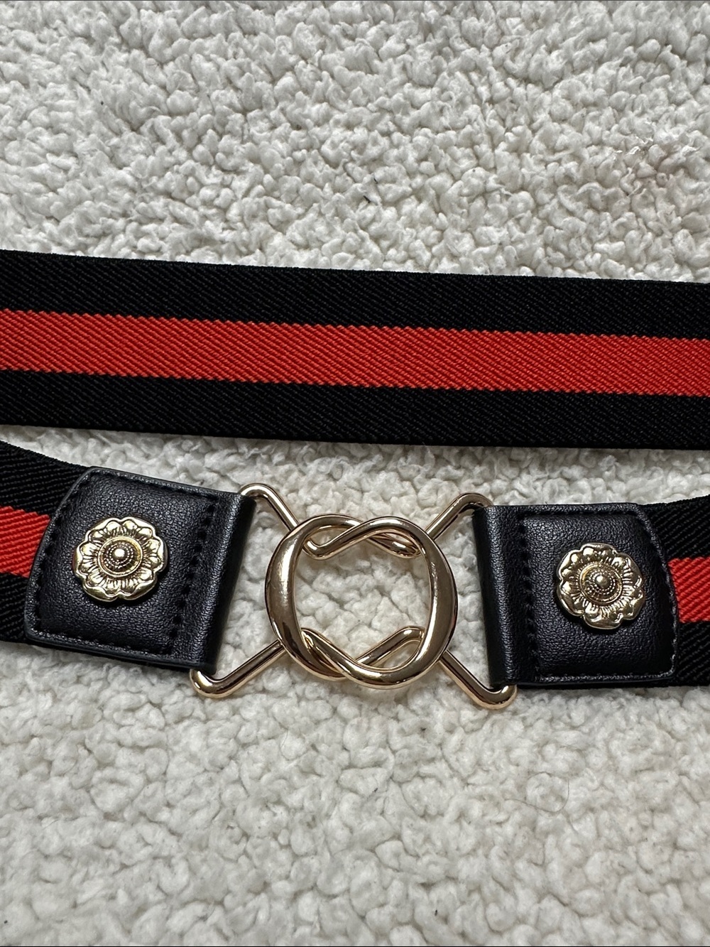 Express Black and Red Stripe Stretchy Waist Belt,Gold Tone Buckle S/M NWOT